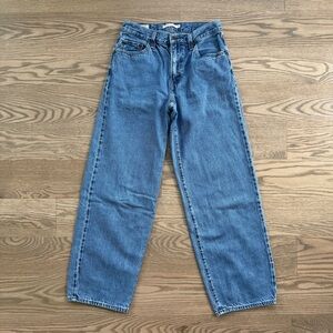 Levi's Baggy Dad Jeans in Classic Blue